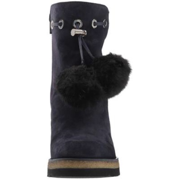 André Assous Women's Oriana Ankle Boot. - Picture 3 of 8